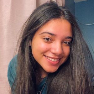 Meet your Posher, Alyssa